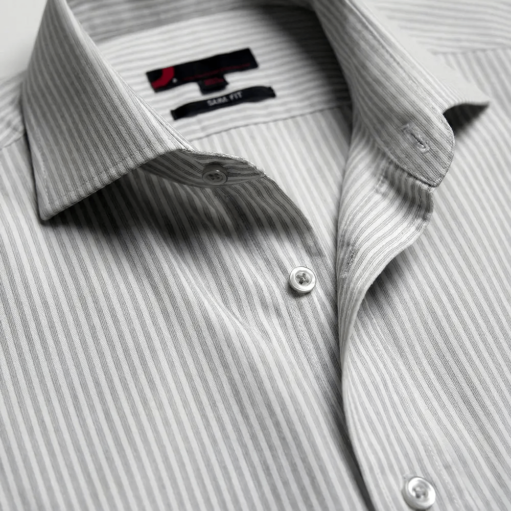 Dressmann Men’s Shirt closeup fold on Preloved Make I Shop website.